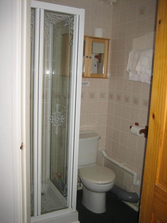 Four Seasons Guest House Pembrey Quarto foto